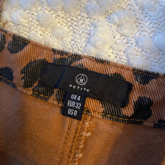 Cheetah Jean Dress - Picture 3 of 6